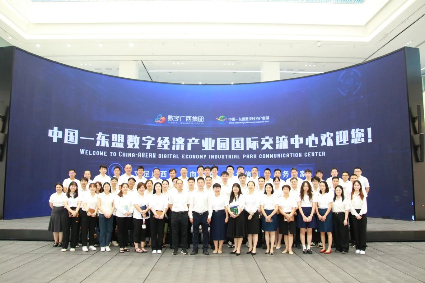 一线有我 青春有为①在聚力攻坚中历练，，，在奋力实干中成长